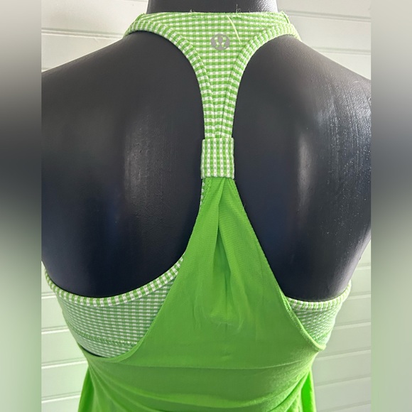 LULULEMON womens size 0/2 No Limits green gingham tank top - Picture 5 of 6